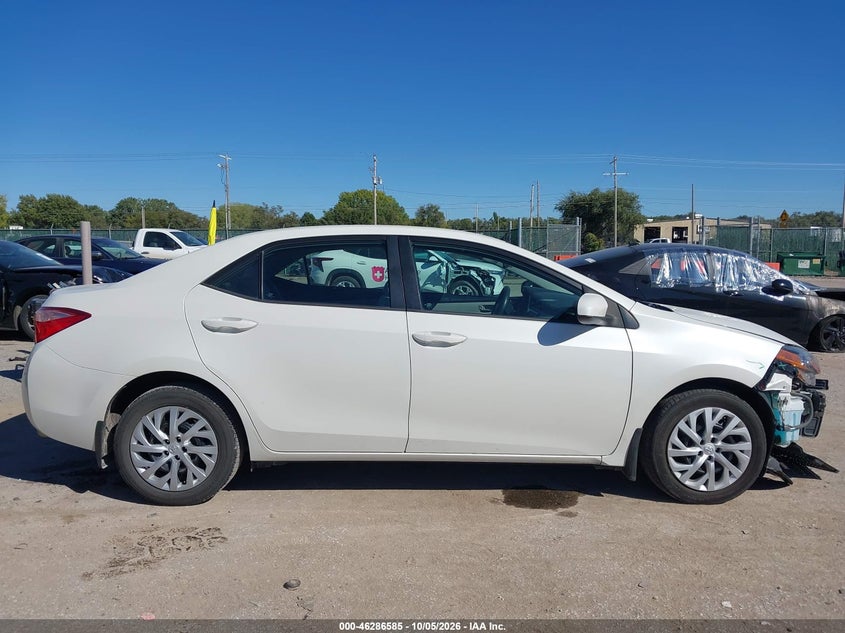 TOYOTA COROLLA - zdjęcie 14