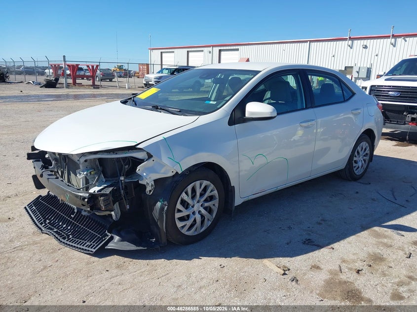 TOYOTA COROLLA - zdjęcie 2