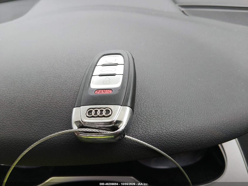 Фото 11 - AUDI A4