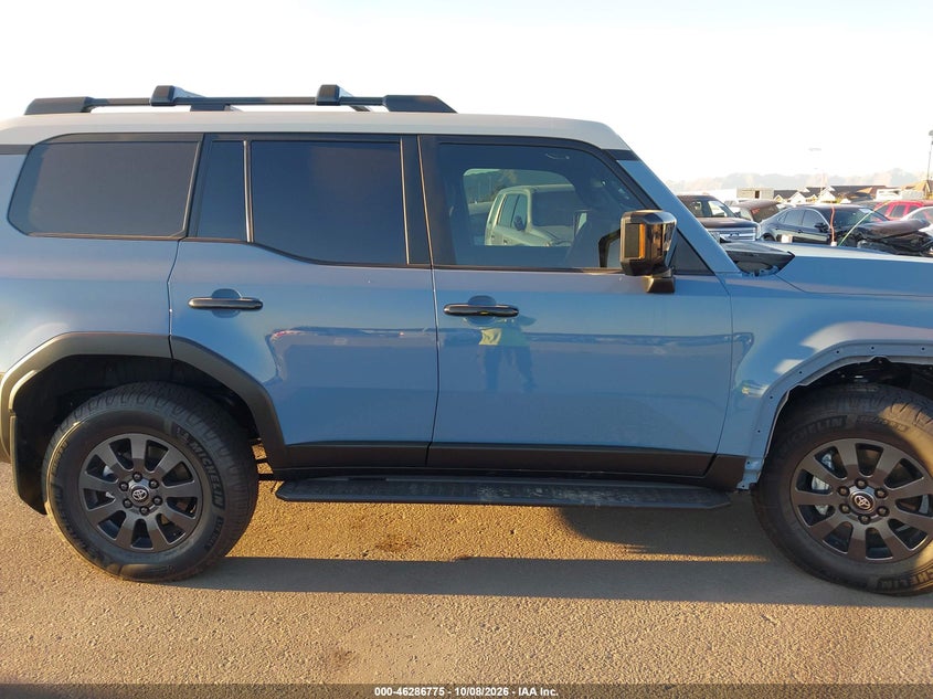 TOYOTA LAND CRUISER - zdjęcie 14