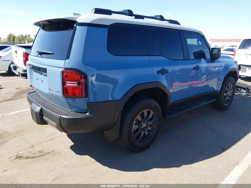 TOYOTA LAND CRUISER - zdjęcie 4