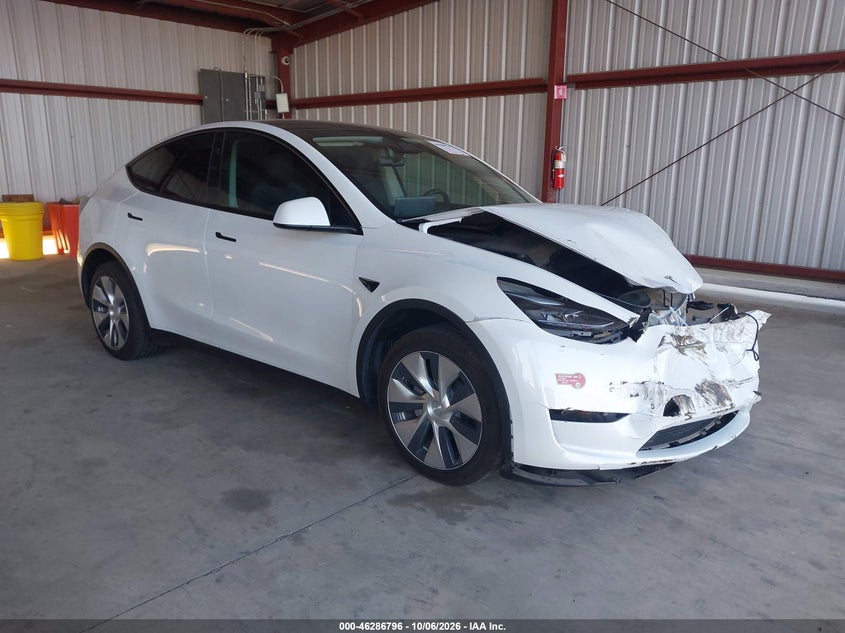 Vin: 7saygdee8pf824689, lot: 46786942, tesla model y awd/long range dual motor all-wheel drive 20231