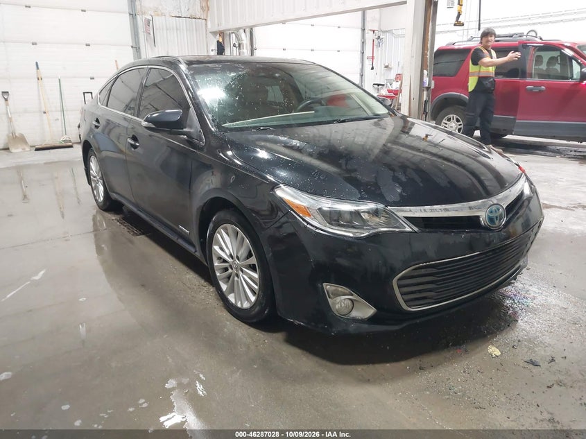 2015 TOYOTA AVALON HYBRID LIMITED