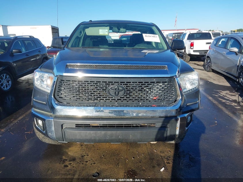 TOYOTA TUNDRA - zdjęcie 13