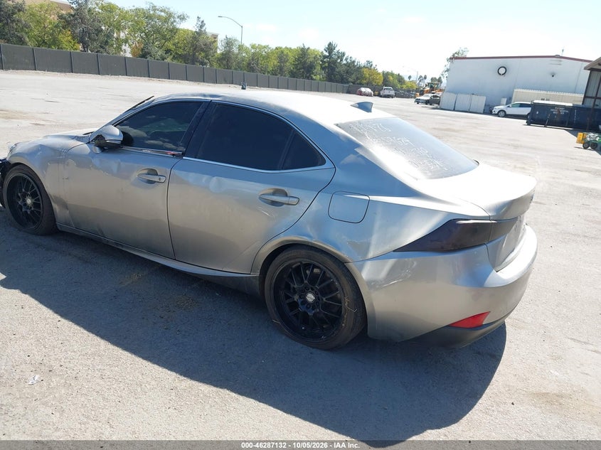 Vin: jthc81d2xj5027619, lot: 46787278, lexus is 300 20183