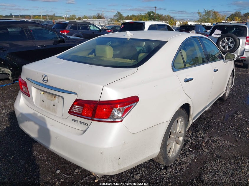 2012 LEXUS ES 350 · Фото 4