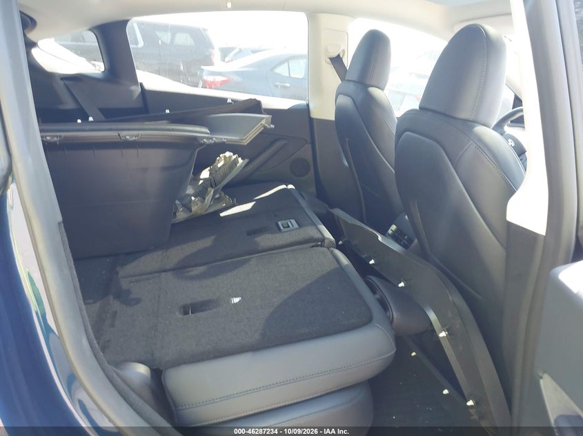 TESLA MODEL Y 2023 VIN 7SAYGDEF6PF762167
