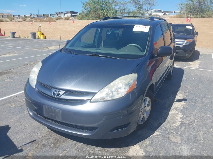 Vin: 5tdkk4cc6as324195, lot: 46787429, toyota sienna le 20102