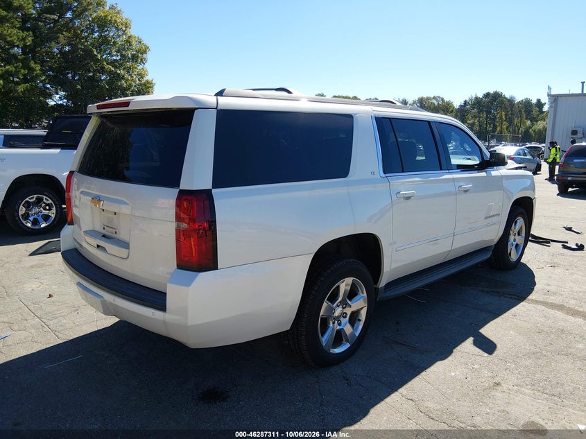 CHEVROLET SUBURBAN - zdjęcie 4