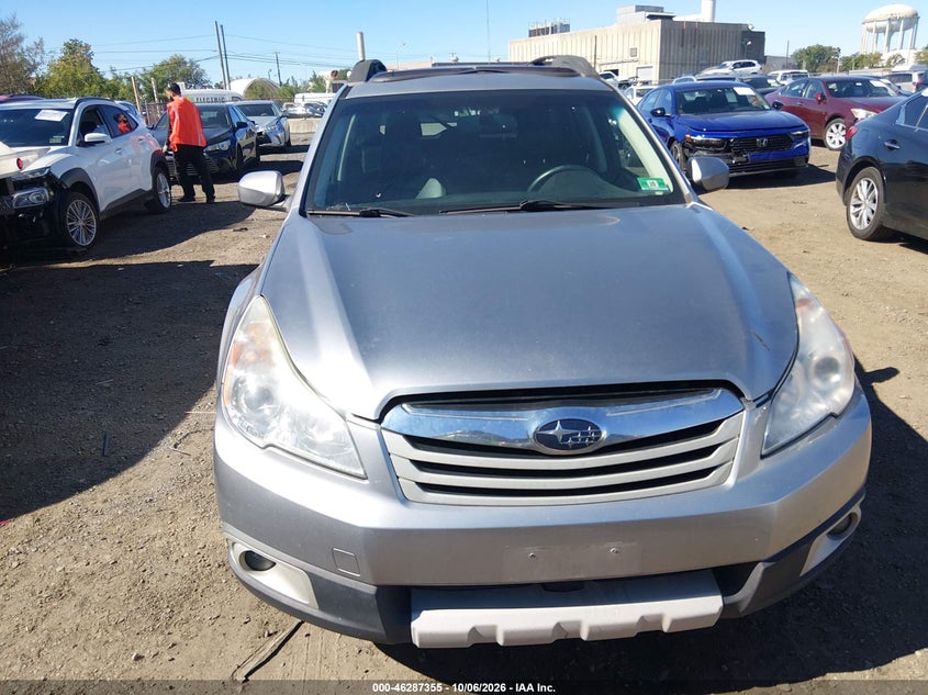 2011 SUBARU OUTBACK 3.6R LIMITED · Фото 6