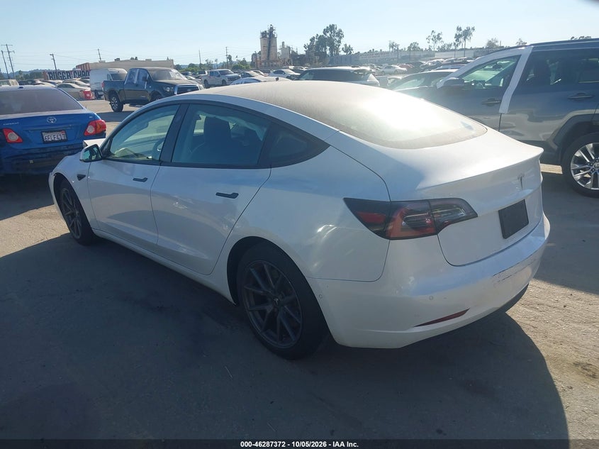 Vin: 5yj3e1ea2mf940233, lot: 46787518, tesla model 3 standard range plus rear-wheel drive 20213