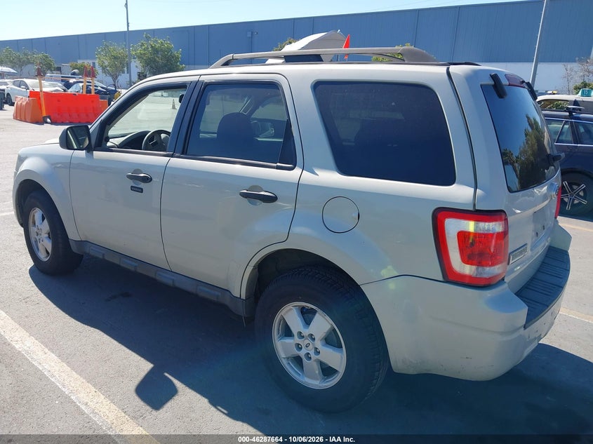 Фото 3 - FORD ESCAPE