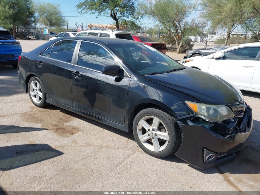 Vin: 4t1bf1fk4du277105, lot: 46787815, toyota camry se 2013 img_1