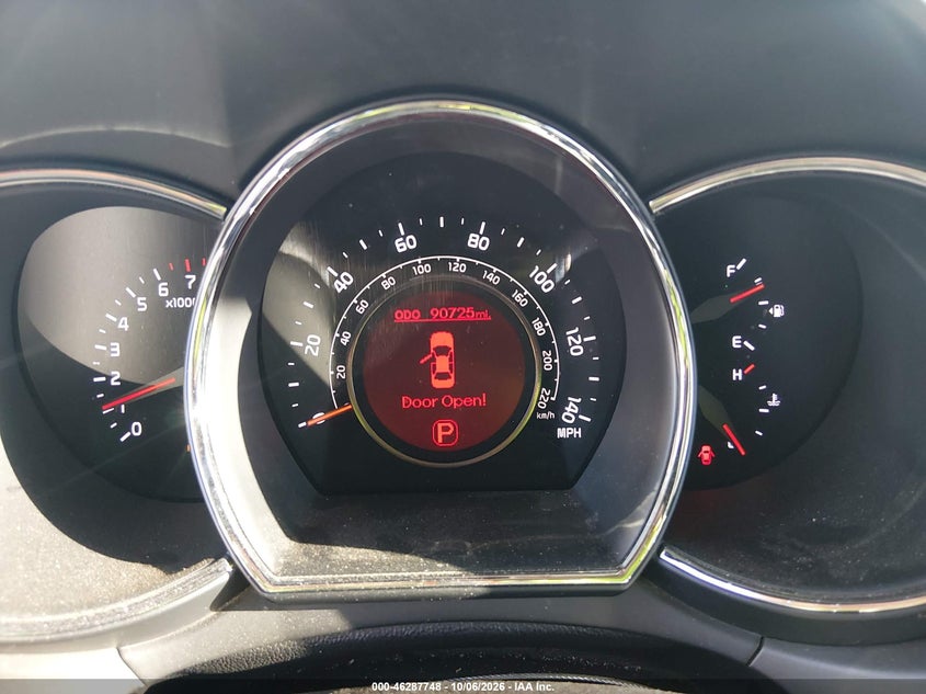 Фото 7 - KIA RIO