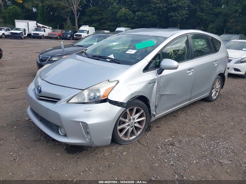2012 Toyota Prius v (+), Unknown, IAAI, VIN JTDZN3EU0C3113519 — photo 2