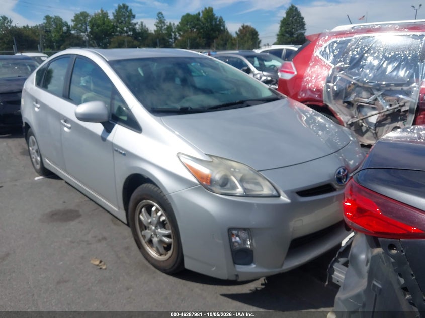 2010 TOYOTA PRIUS III