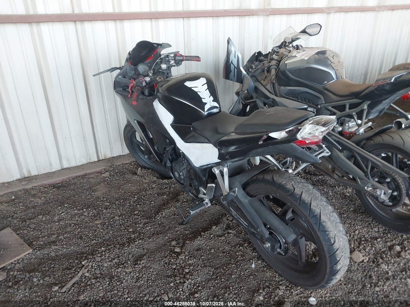HONDA CBR300 2015