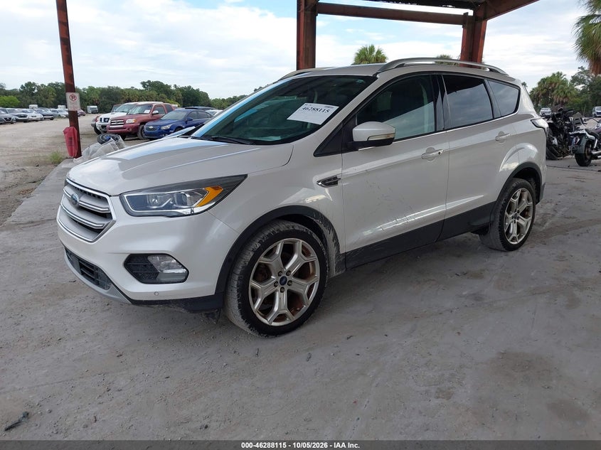Vin: 1fmcu0j91jud26331, lot: 46788278, ford escape titanium 20182