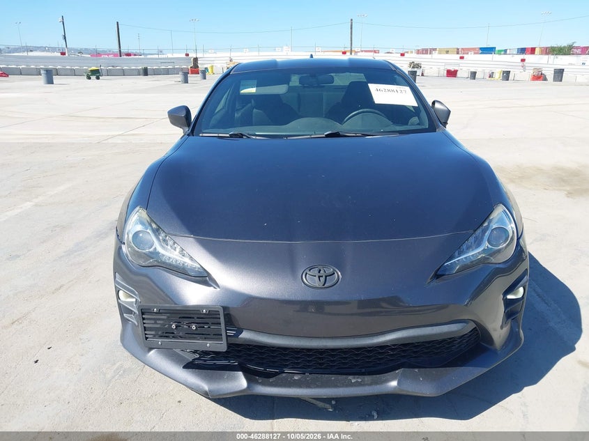 2017 TOYOTA 86 · Фото 12