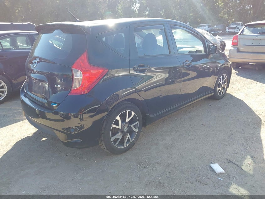 2015 NISSAN VERSA NOTE SR · Фото 4