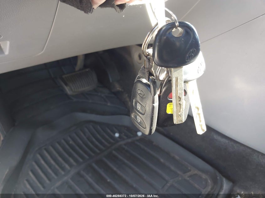 2014 HYUNDAI ACCENT GLS · Фото 11