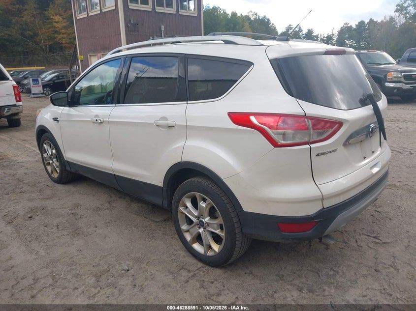 Vin: 1fmcu9j97fub22662, lot: 46788754, ford escape titanium 20153