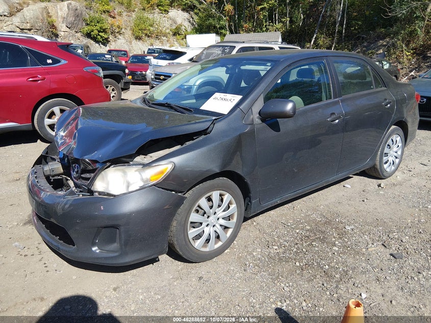 Vin: 2t1bu4ee2dc064674, lot: 46788815, toyota corolla le 20132