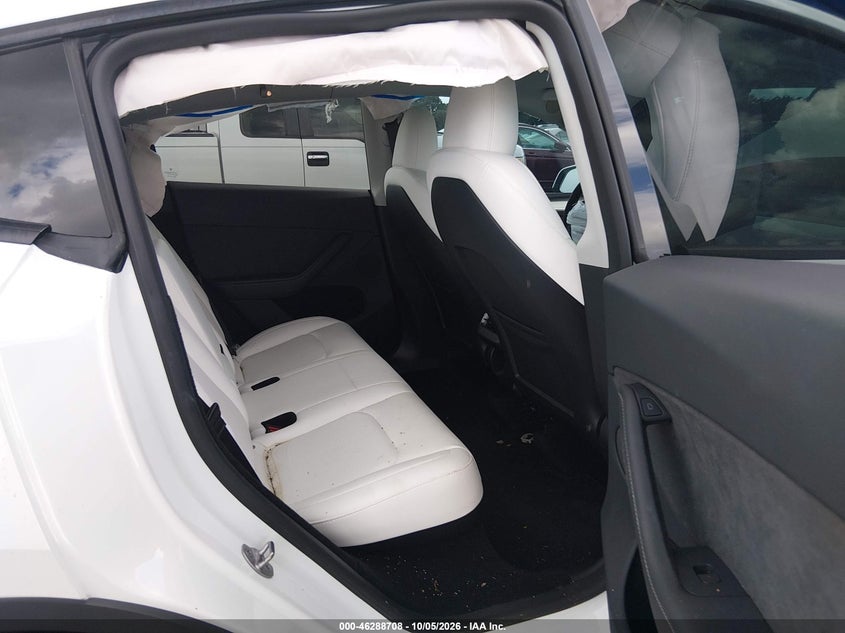 TESLA MODEL Y 2023 VIN 7SAYGDEE0PA161437