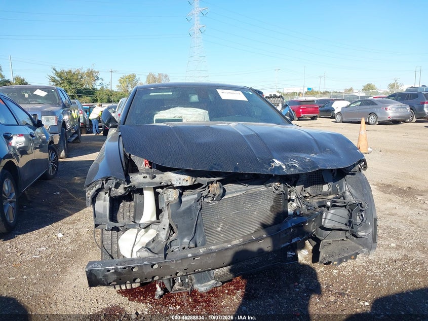 2015 DODGE CHARGER SE · Фото 18