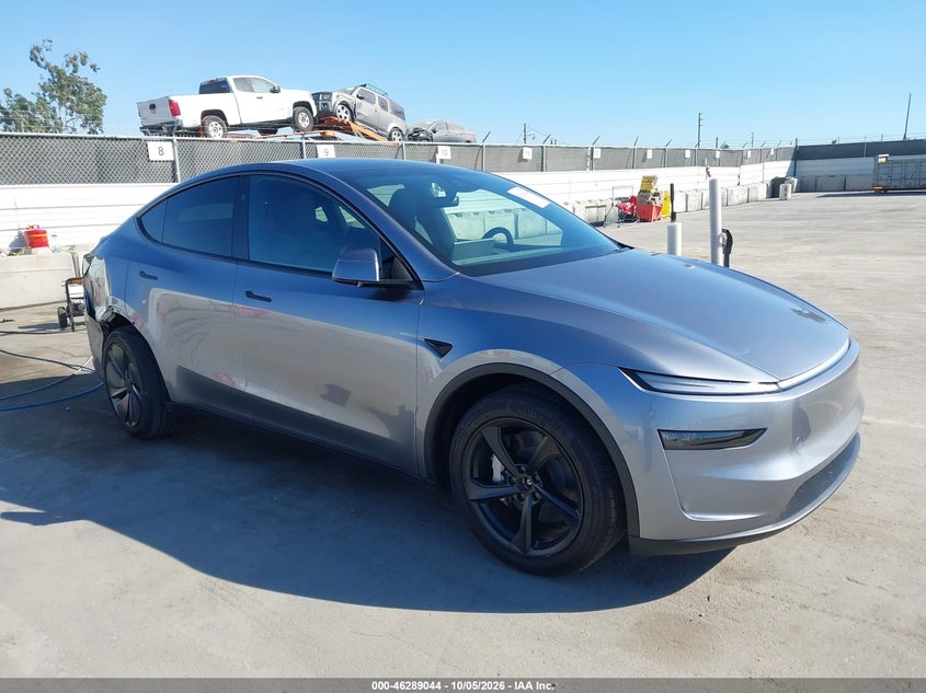 Vin: 7saygaee2tf691162, lot: 46789207, tesla model y all-wheel drive/long range launch series/premium all-wheel drive 2026 img_1