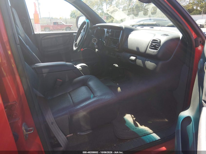 DODGE DURANGO 2000 VIN 1B4HS28N0YF250384