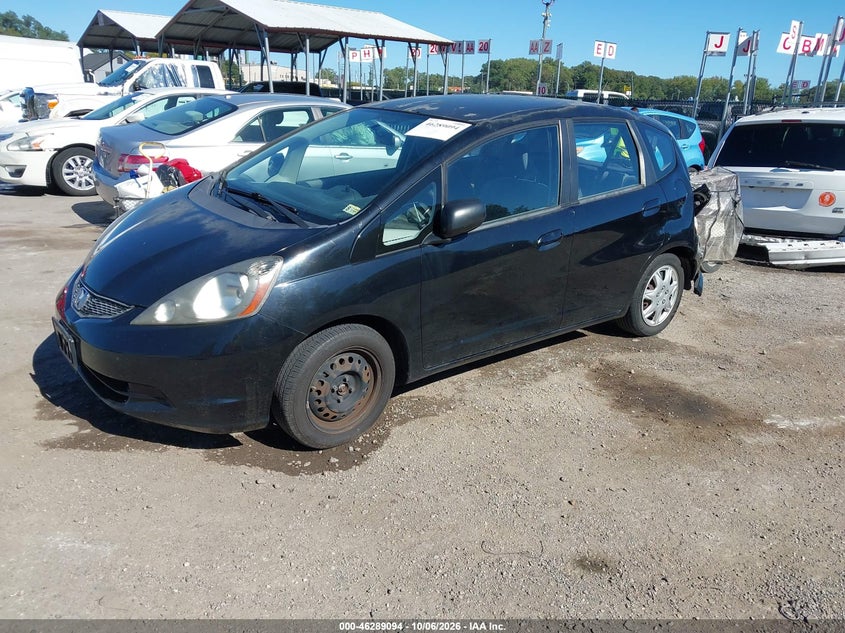 2010 HONDA FIT · Фото 2