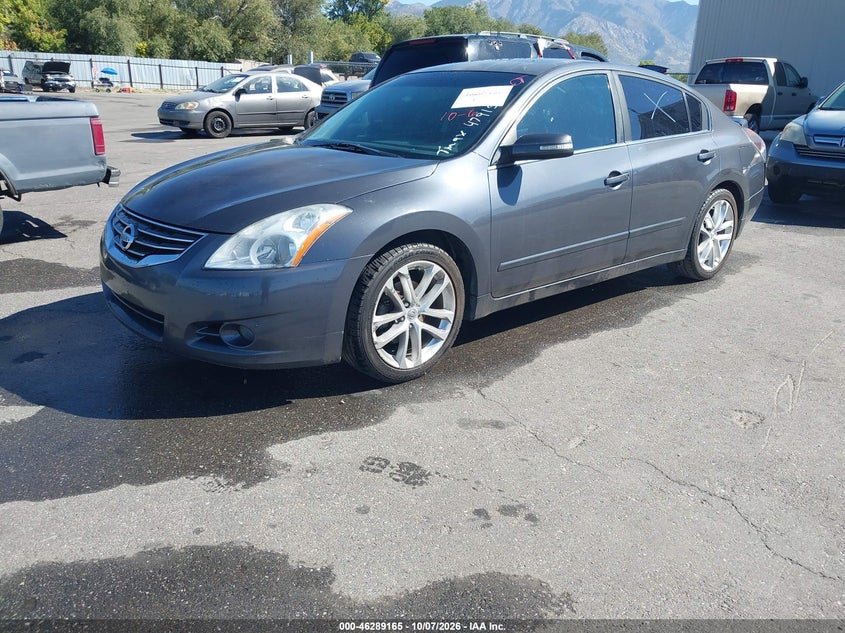 2010 Nissan Altima 2.5 S, Normal Wear & Tear, IAAI, VIN 1N4AL2AP9AN479158 — photo 2