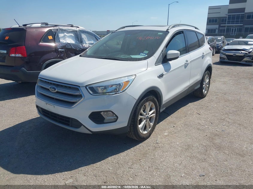 2018 FORD ESCAPE SE · Фото 2