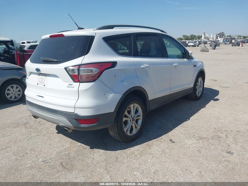 2018 FORD ESCAPE SE · Фото 4
