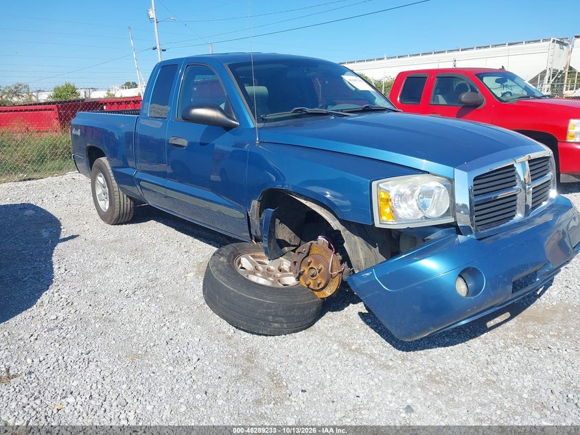 2005 Dodge Dakota SLT