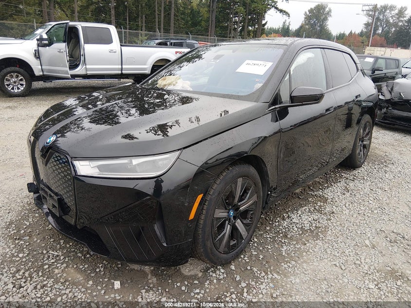 Vin: wb523cf0xsct60737, lot: 46789434, bmw ix xdrive50 20252