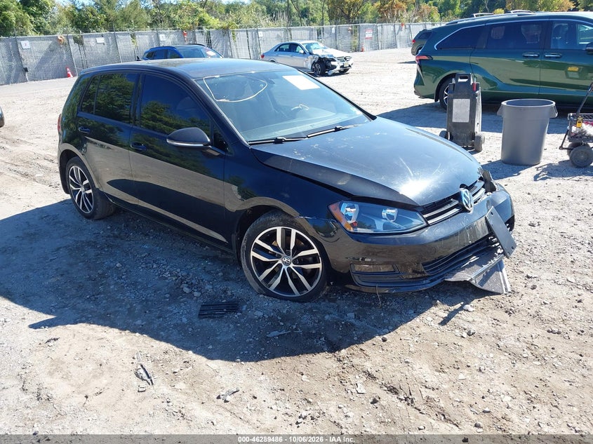 2016 VOLKSWAGEN GOLF TSI SE 4-DOOR