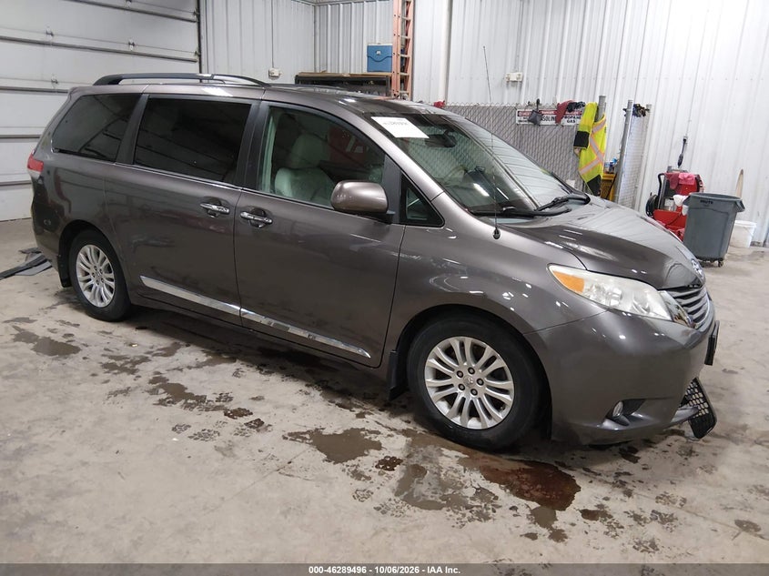 Vin: 5tdyk3dcxds334073, lot: 46789659, toyota sienna xle v6 8 passenger 20131