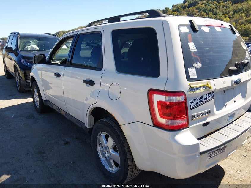2012 FORD ESCAPE XLS · Фото 3