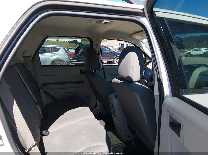 2012 FORD ESCAPE XLS · Фото 8