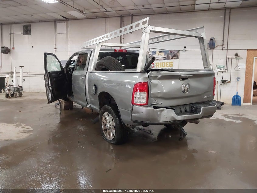 Vin: 3c6ur5dl1lg231313, lot: 46789756, ram 2500 big horn  4x4 6'4 box 20203