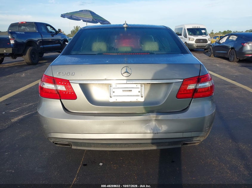 2011 MERCEDES-BENZ E 350 · Фото 16