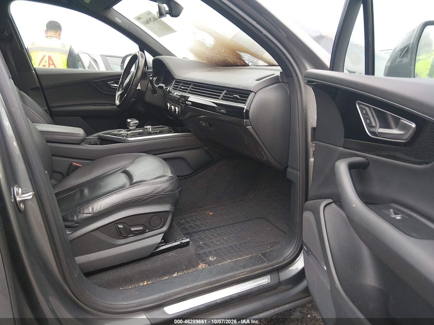 AUDI Q7 2017 VIN WA1LAAF70HD011907