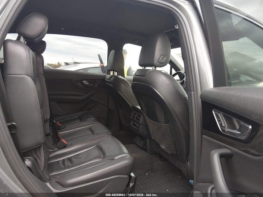 AUDI Q7 2017 VIN WA1LAAF70HD011907