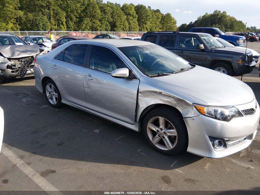 Vin: 4t1bf1fk2du295781, lot: 46790042, toyota camry se 2013 img_1