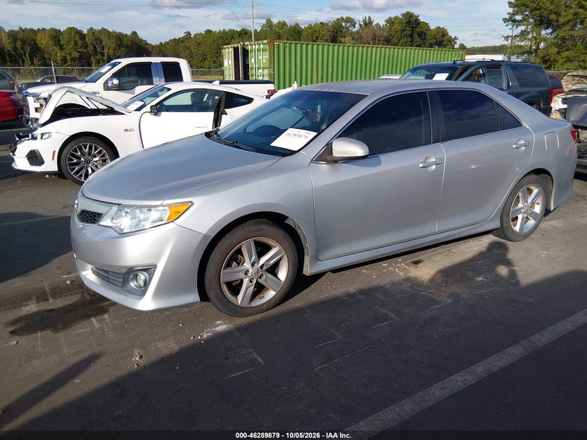 Vin: 4t1bf1fk2du295781, lot: 46790042, toyota camry se 20132