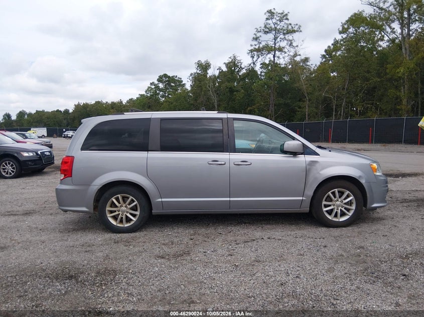 Фото 13 - DODGE GRAND CARAVAN