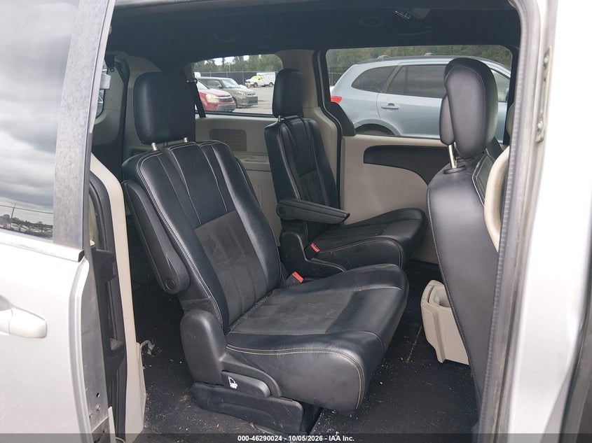 Фото 8 - DODGE GRAND CARAVAN