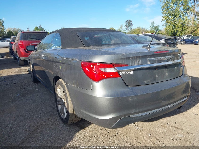 Vin: 1c3bcbeb2dn555728, lot: 46790219, chrysler 200 touring 20133